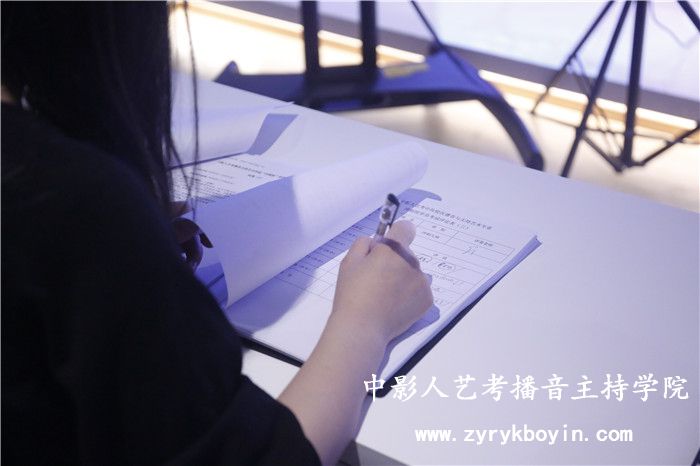 語(yǔ)言表達(dá)