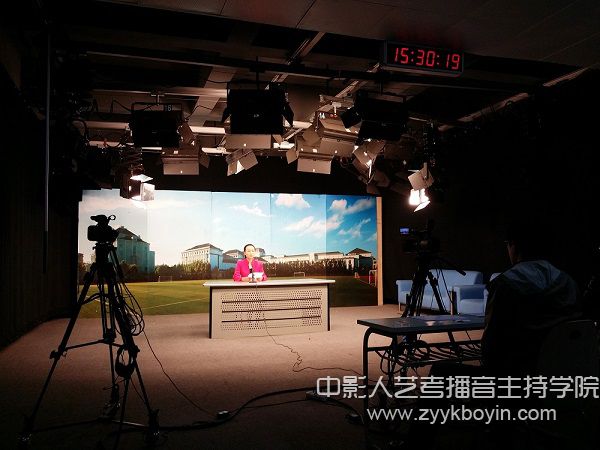 播音主持模擬主持實戰演練.jpg