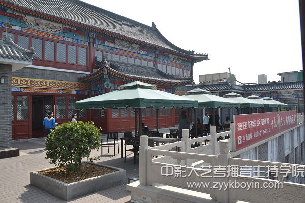 中影人藝考播音主持學院早功訓練場地.JPG