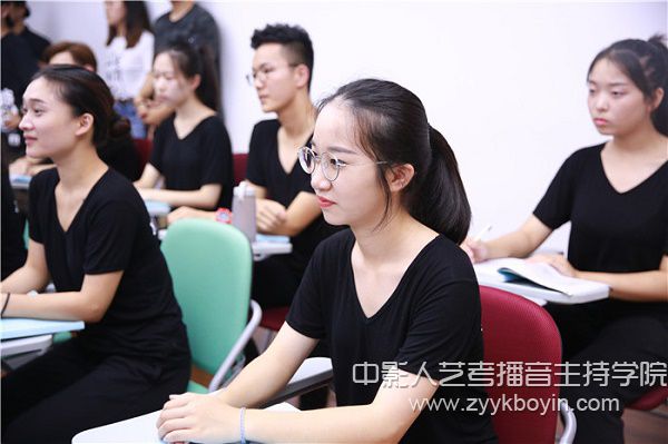 播音培訓：趙忠祥老師課堂.jpg