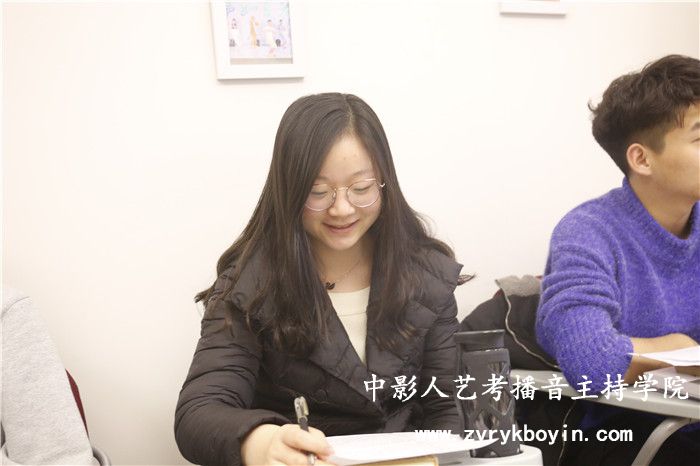 播音主持學校